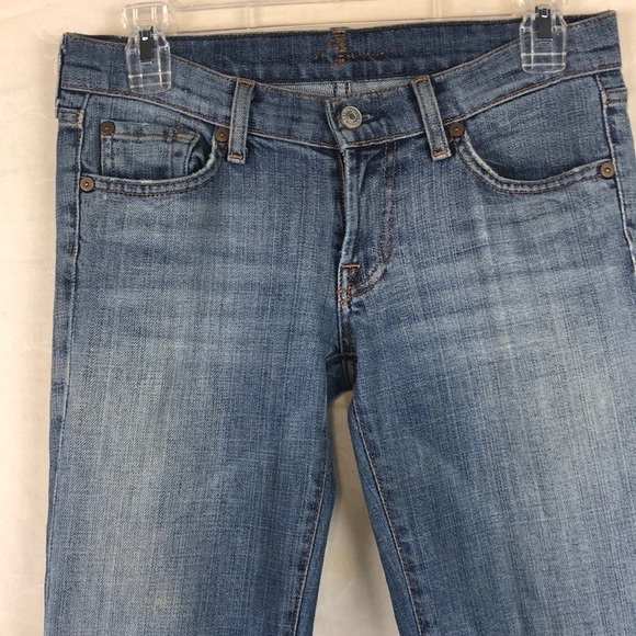 Guc - 7 For All Mankind Light Wash Bootcut Soft Low rise Jeans - Picture 4 of 8